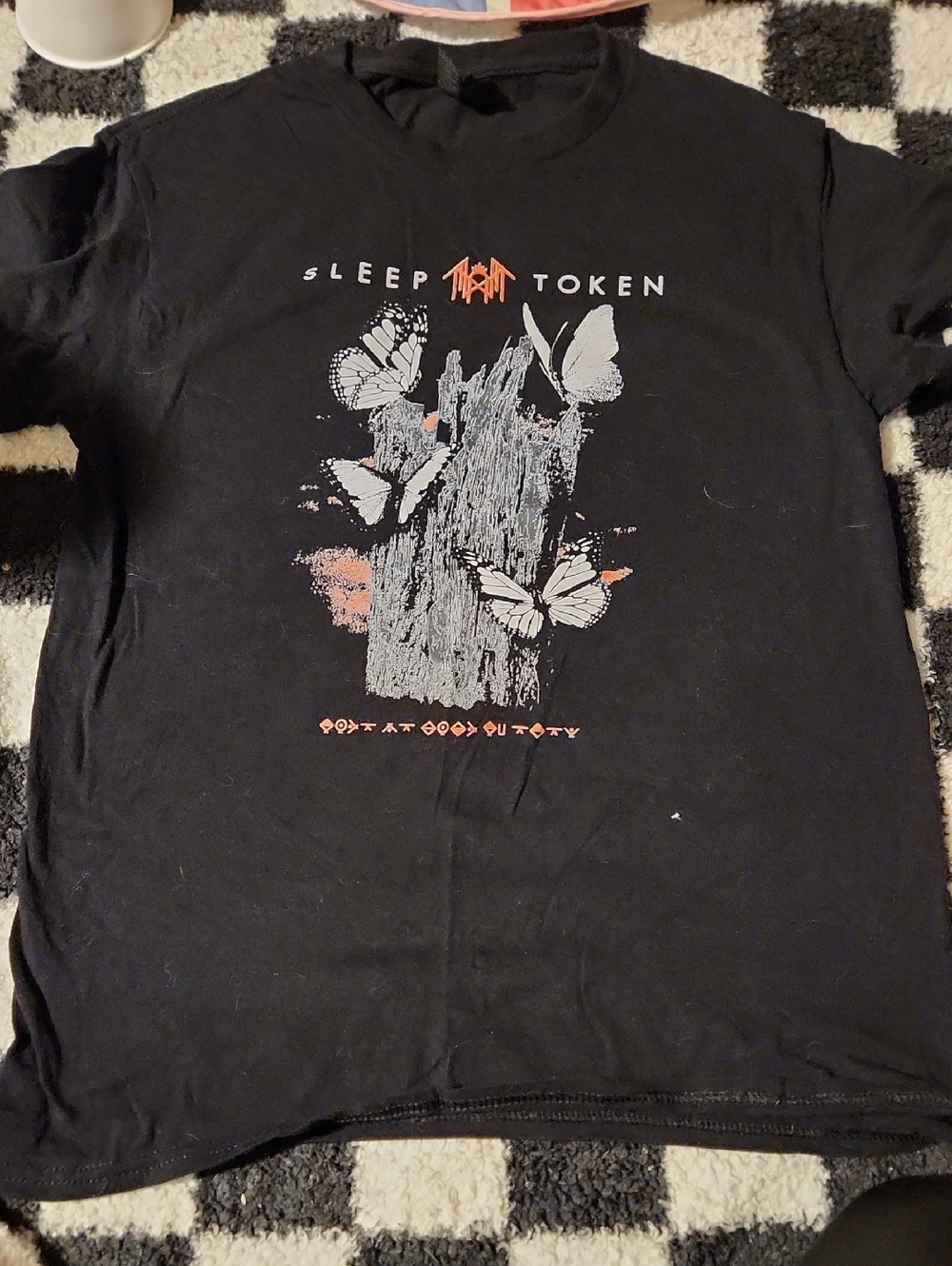 Gildan Black Short-Sleeve Tee with Butterfly and Wood Graphic